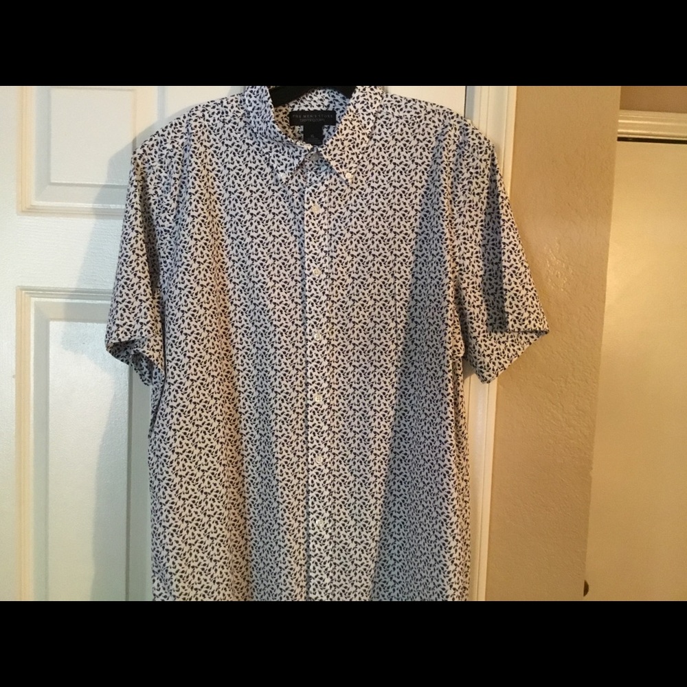 Bloomingdales Men’s XL Short Sleeve Shirt